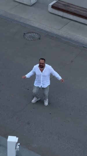 Zhan Grigorev-Milimerov Instagram - Уже совсем скоро у меня выходит новый трек, друже! Пишите комментарий, если хотите послушать весь трек!✌️
