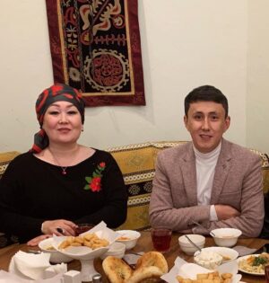Zhanyl Asanbekova Instagram - Сонун маектештик. Чоң рахмат! 😊🙏🏻🥰