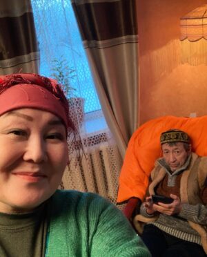 Zhanyl Asanbekova Instagram - Прекрасные воспоминания из съёмок сериала «Корни 2» на канале СТС.❤️#люблюсвоюработу#актрисатеатраикино#ярославль.