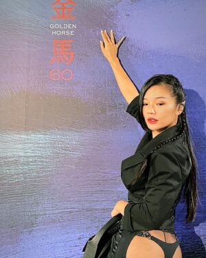 Zheng Qing Yu Instagram - 🔥Golden Horse Fever🔥

「感恩劇組及這世界總是要我做自己」

#goldenhorsefilmfestival 
#愛是一把槍 台北首映會