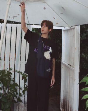 Zhu Zanjin Instagram - 🌧️