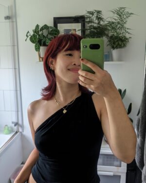Zing Tsjeng Instagram - I call this "got made redundant" breakup hair 🍒