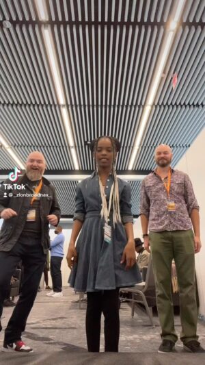 Zion Broadnax Instagram - Getting ready for comic con with executive producers and writers for Transformers Earthspark @grazza5 @ant_ward_  #nickelodeon #paramountplus #transformers #earthspark coming November 11, 2022✨✨✨✨ #zionbroadnax