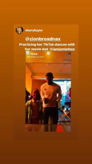 Zion Broadnax Instagram - Flash back fun on set with Mr #jamiefoxx filming #dayshift . #zionbroadnax #netflix #paigejablonski #budjablonski