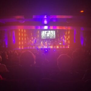 Zizi Strallen Instagram - The night my Auntie @thebonnielangford became the only host to do a cartwheel on the palladium stage and then @iamcedricneal kissed my face in Tiger Tiger! @whatsonstage awards 2024… completed it! 

#whatsonstageawards #theatre #london #friends #westend #palladium