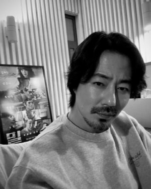 Zo In-sung Instagram - 축하해 주셔서 감사합니다.