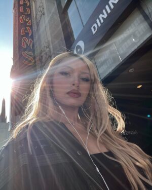Zoey Luna Instagram - Eclipse or basked