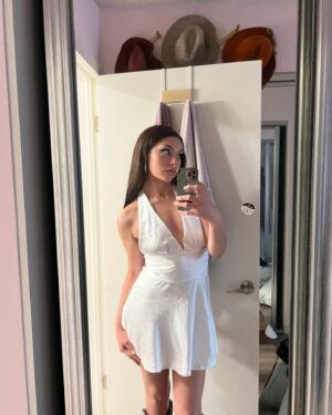 Zoey Luna Instagram - Modern Monroe