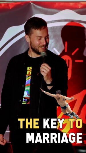 Zoltan Kaszas Instagram - Sharing interest with your partner 👩‍❤️‍👨
.
.
#marriage #wife #newlyweds #standupcomedy