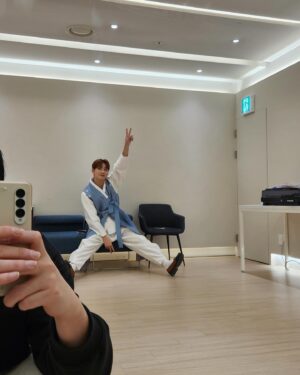 Zuho Instagram - 새해 복 많이 받으세요!!!
Happy new year!!!