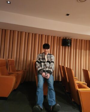 Zuho Instagram - <BIBORA> the END. 여러분과 함께한 비보라 활동이 끝이 났네요! 활동 3개월 준비까지하면 1년이 되는 시간동안 정말 많은 일들이 있었고 울고 웃는 소중했던 시간들이였습니다! 그 시간동안 여러분이 함께해주어서 더없이 저에겐 그리고 멤버들에겐 소중한 시간이였습니다! 더 좋은 모습으로 돌아올게요!!함께한 오늘이라서 행복했습니다! 감사합니다! 셒구 화댝 주호 화댝!! Love u ALL❤️