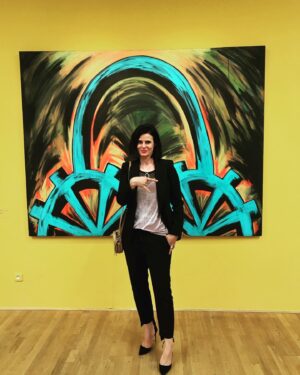 Zuzana Fialová Instagram - Laco Teren Som Tak hrdá, že môžem povedať kamarát. Majster! Choďte všetci do SNG na prvú retrospektívnu výstavu tohoto výnimočného umelca. Nothing Can Stop Us! #sng #art #love #bratislava#slovakia #painting