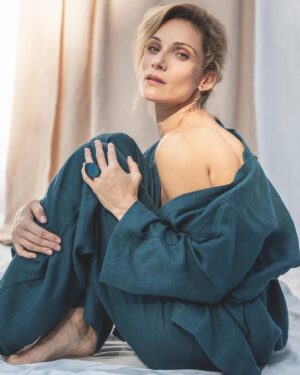 Zuzana Kanócz Instagram - Všetky kúsky čo som mala možnosť si vyskúšať , aj tie ktoré mám sama doma , sú najviac pohodlné a krásne .  @colombiana_design  Foto @barapodola