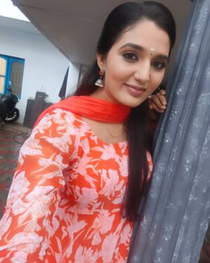indhu chowdhary Instagram - Orange is the new black 🧡

Costume By : @erisecraft_boutique_rentals 
.
.
.
.
#indhuchowdary#tangerine#igers#potd#instadaily#instamood#bestpic#happy#selfie#instacool#orangeday#instafollow#webstagram#instastyle#instafollow#orangeisnewblack