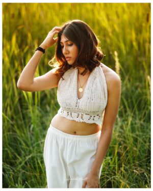 netri nisarg trivedi Instagram - Summer🌼
In frame  @netritrivediofficial 
Styled by @pushtiiii__ 
Jewellery by @shop.houseofchi 
Captured by @haritosh.bhatt