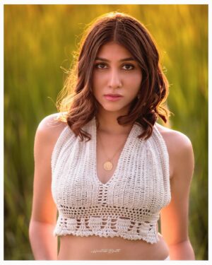 netri nisarg trivedi Instagram - Summer🌼
In frame  @netritrivediofficial 
Styled by @pushtiiii__ 
Jewellery by @shop.houseofchi 
Captured by @haritosh.bhatt