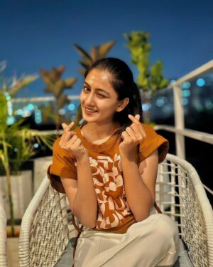 nithya gowda Instagram - Pure sky bliss🦋🧿

PC @imkavyagowda_