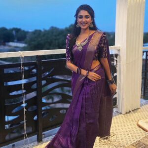 nithya gowda Instagram - Saree @label_saistudio 
Jewelry @parameshwara_enterprises