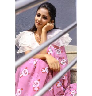 nithya gowda Instagram - My love for this timeless beauty is never-ending!💕
MUA @makeupbyshwethasudhi 
PC @storiesbyniranjan