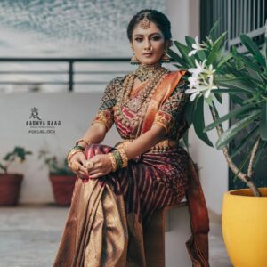 nithya gowda Instagram - ❤️✨
MUA @aadhyaraajmakeupartist1 
Jewelry @kiran.bridal.jewelry 
#photo #viralpost #nithyagowda✨