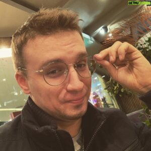 Игорь Линк Instagram - Привет. Трахнуть тебя?