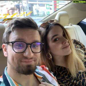 Игорь Линк Instagram - С женой едем на Травести-шоу смотреть на ледибоев в центре Бангкока