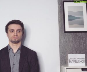 Игорь Линк Instagram - Устроился смотрителем в музей...