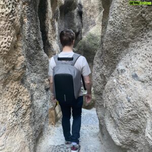 Игорь Линк Instagram - Спускаюсь в подвал к твоей мамаше...