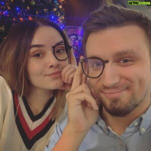 Игорь Линк Instagram - Love is to share everything with your second half :)