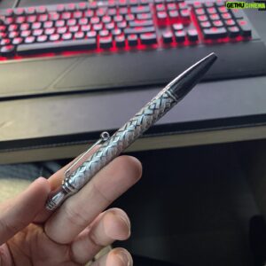 Игорь Линк Instagram - У меня был День Рождения. Мне даже подарили подарки!