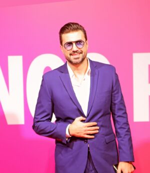 خالد القيش Instagram - 