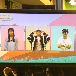 百足 Instagram - 「百足&韻マン」でDAMチャンネルの収録してきました‼︎🥰💕💨
明日香ちゃん綺麗すぎた
8月みんな楽しみにしてて‼︎

#damチャンネル #百足　#韻マン