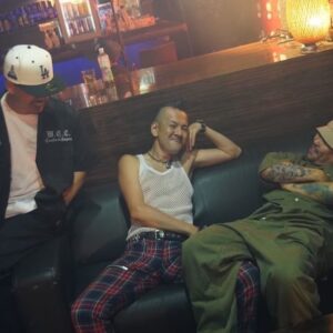 AK-69 Instagram - [NEW RELEASE]
AK-69 feat. Theタイマンチーズ
Prod. by RIMAZI
Artwork by 鬼頭

 "スーパースター REMIX"
2024.08.16 Release

#AK69 #Theタイマンチーズ #紅桜 #JREXXX #RIMAZI #鬼頭
