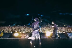 AK-69 Instagram - -
-
The HOPE🔥

JAPANESE HIP HOPのLegacyとHistoryが詰まった素晴らしい1日だった💯

3万人。

あの時の俺達に、そして未来のスター達に言いたい。

HIP HOPには夢と希望しかねえよ、って。

@thehope_fes 

#TheHope
#お台場で3万人が揺れた
#Ultraより入ってた
#感謝