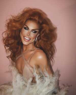 A'Whora Instagram - hair got a blowy 🤍 @charlottetilbury 💄