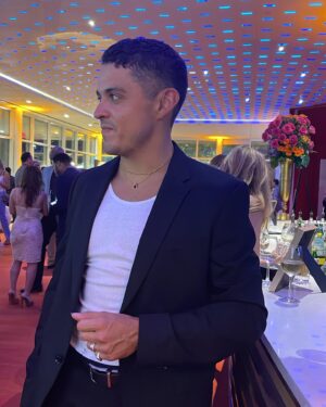Aaron Dominguez Instagram - Thank you @televisionacad for last night, great kick off to the weekend. 

Special thank you to
Stylist: @cristina_tederick 
& @goodfight 

#emmys #emmys2022