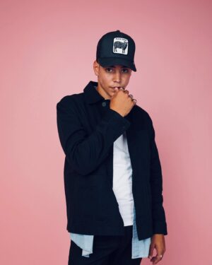 Aaron Dominguez Instagram - Pink Edition 

Photographer: @elliotliss
