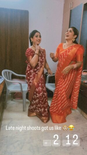 Aashika Padukone Instagram - When you shoot 21hours straight 🥵🤯
#MAARI #zeetamil #behindthescenes #latenightshoots
