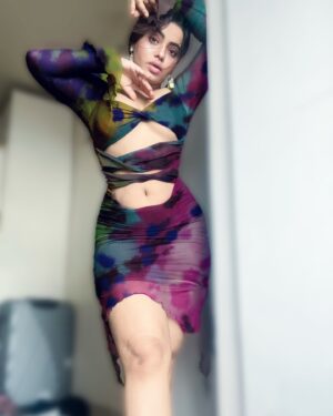 Aasma Sayed Instagram - Colorful collab 

#❤️ #🩷 #💙 #🖤 #🤍

#recent #random #iphonephotography