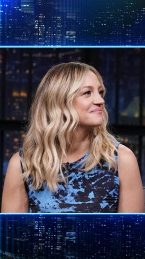 Abby Elliott Instagram - Abby Elliott (@lilcutieforever) got a crash course in what really makes music legends laugh when she was on #SNL.