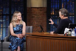 Abby Elliott Instagram - 🦋TY for having me @latenightseth🩵🐻

@andrea_tiller 
@timothyaylward 
@ecduzit 
📸Lloyd Bishop/NBC