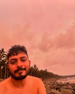 Abhay Jodhpurkar Instagram - 🌅 🌦️🌊☀️🐚✨