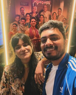 Abhay Jodhpurkar Instagram - About last night! 🩵💛✨

At the premiere of #GharatGanpati 💜💙✨

Kudos to the entire cast and crew for creating this beautiful labour of love that oozes out of family values and addresses  some giant issues with ease! Congratulations @navjyot_bandiwadekar for this beautiful film! 

Big congratulations @sanket.sane it’s a beautiful start to your own legacy! And I am extremely happy to be a part of your music!  Loved the score too! Here’s to many more! ♥️🥂

From shooting music videos to random chill sessions, we have come a long way @dp_shellysharma and I am so proud of you! We finally have a project together that’s OUT and cheers to that! 😅🥂😘

Last but not the least, every single person who is associated with the project… Loads of love to you all! ❤️

#GharatGanpati will be out in the theatres from the 26th of July! So go watch it with your family and loved ones! 🧑‍🧑‍🧒‍🧒💕

@navjyot_bandiwadekar @nikifying @bhushan_pradhan ashvinibhave @ajinkkyadeo @panorama_studios @navigns @kumarmangatpathak @abhishekpathakk @namratabandiwadekar @gaurisiddheshchoudhary @chhatwanimurli @sandy_navigns @ashwiniparanjape @rupeshbane_0011 @paritelang @shubhangi.latkar.official @shubhangi.gokhale.18 @sushama.deshpande @ashishpathode #SanjayMone #SharadBhutadia @sameer_khandekar_official @divyalaxmi_cgm @_rajasssss_ @sanket.sane @abhayjodhpurkar @sameer_no1 @rahulchecks82 @believemusicindia

#घरतगणपती #bappamorya
