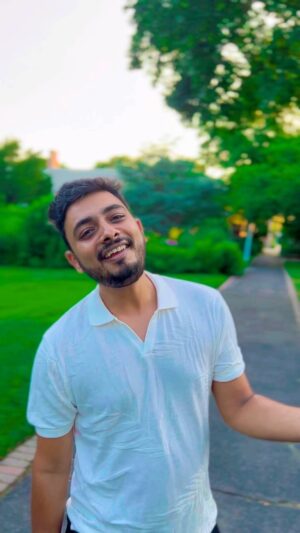Abhay Jodhpurkar Instagram - Thank you everyone for all the love that #NavasachiGauriMazi is receiving! 💜💙✨

Heartfelt gratitude from the entire team of #GharatGanpati to each one of you…♥️✨

Have you shot your reels on it yet?
भरपूर reels बनवा आणि आम्हाला tag करायला विसरू नका 🤘🏻

'घरत गणपती' 🌸
२६ जुलैपासून आपल्या जवळच्या चित्रपटगृहात 

Thank you #Instagram for featuring our song on the banner @instagram @meta

@navjyot_bandiwadekar @nikifying @bhushan_pradhan ashvinibhave @ajinkkyadeo @panorama_studios @navigns @kumarmangatpathak @abhishekpathakk @namratabandiwadekar @gaurisiddheshchoudhary @chhatwanimurli @sandy_navigns @ashwiniparanjape @rupeshbane_0011 @paritelang @shubhangi.latkar.official @shubhangi.gokhale.18 @sushama.deshpande @ashishpathode #SanjayMone #SharadBhutadia @sameer_khandekar_official @divyalaxmi_cgm @_rajasssss_ @sanket.sane @abhayjodhpurkar @sameer_no1 @rahulchecks82 @believemusicindia

#घरतगणपती #GharatGanpati #NavasachiGauriMazi

VC: @benparmusic