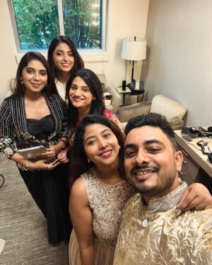 Abhay Jodhpurkar Instagram - Grateful! 💙💜✨
.
.
.
.
.
.
.
.
@ajayatulofficial @atul.ajayatul
@scarecrowtalent @dcatalent @parashareentertainments