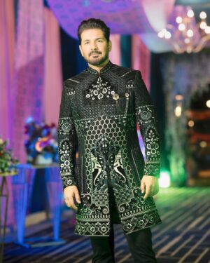 Abhinav Shukla Instagram - Wedding Vibes continued ! Costume: @laromaniofficial
Styled by: @stylingbyvictor @sohail__mughal___
Styling team: @styleby_antara