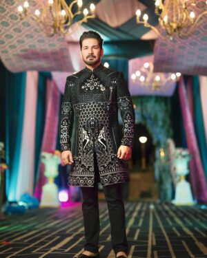 Abhinav Shukla Instagram - Wedding Vibes continued ! Costume: @laromaniofficial
Styled by: @stylingbyvictor @sohail__mughal___
Styling team: @styleby_antara