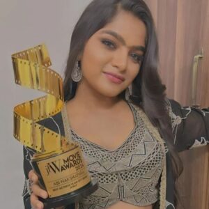 Abi Nakshathra Instagram - Yesterday was an incredibly special day for me...I want to thank jfw for a beautiful moment❤️..I want to thank press media who spreads all over with the positive reviews...🙏🥰 And thank you audience who make this possible..thank you for your unconditional love and support...💝😘 My Ayali family and zee5 thanks a lot🙏❤️ Finally I want to thank my parents who makes me confident , hardworker and an achiever...there is no words to describe my love towards you....😘😘💞💞

@jfwdigital
@zee5tamil

#trendingpost #award #awardmoment #worklove #viral #viralpost #awardwinning #proudmoment