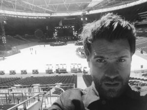 Adam Prendergast Instagram - four nights at Wembley Stadium  selfie. #bluesteelfail 🤘