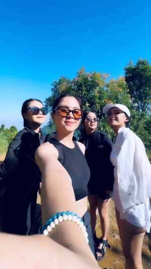 Adila Fitri Instagram - Gurls one day trip🍃🫶🏻